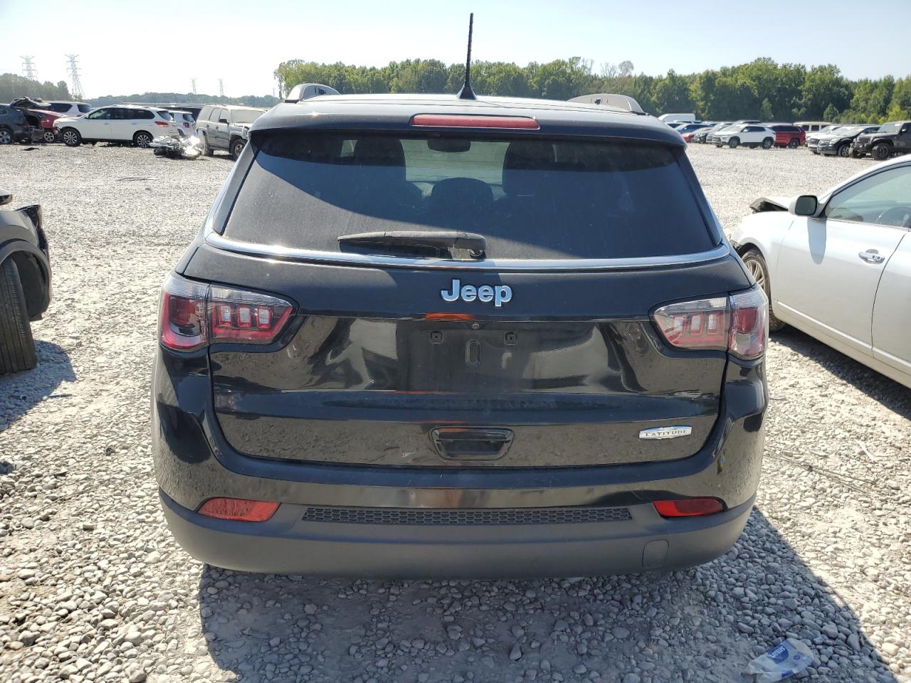 3C4NJCBB7JT468539 2018 Jeep Compass Latitude