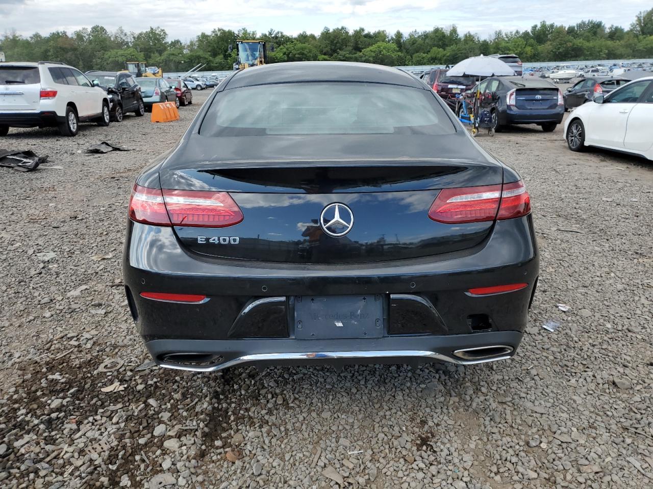 WDD1J6GB9JF007819 2018 Mercedes-Benz E 400 4Matic