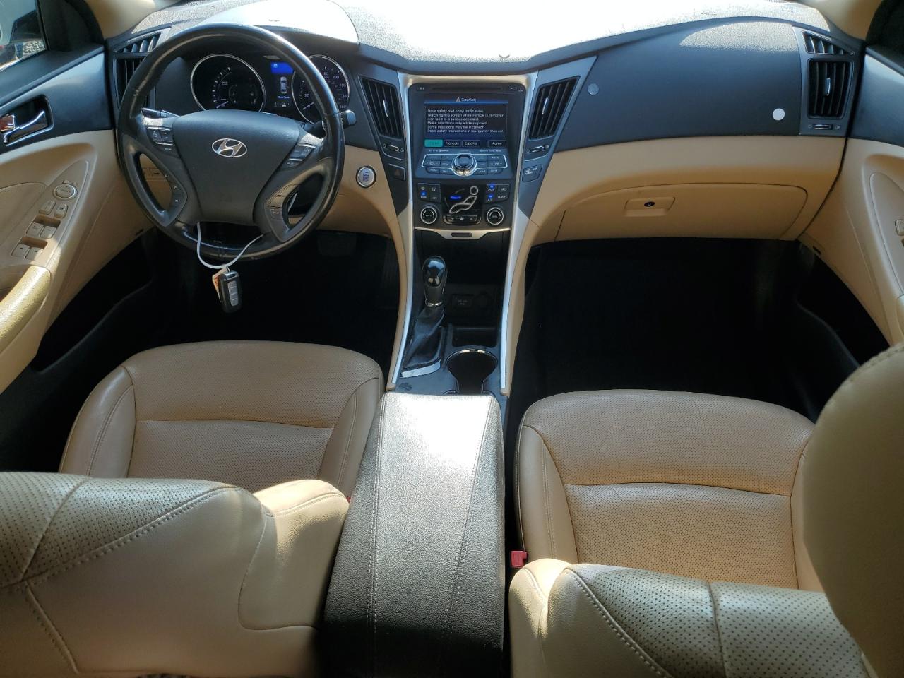 2015 Hyundai Sonata Hybrid VIN: KMHEC4A47FA130698 Lot: 67547054