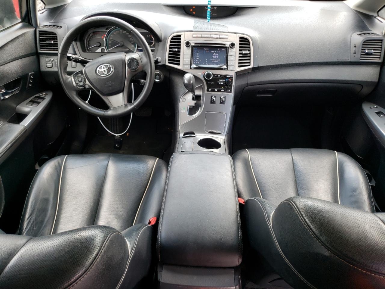 2015 Toyota Venza - Image 8