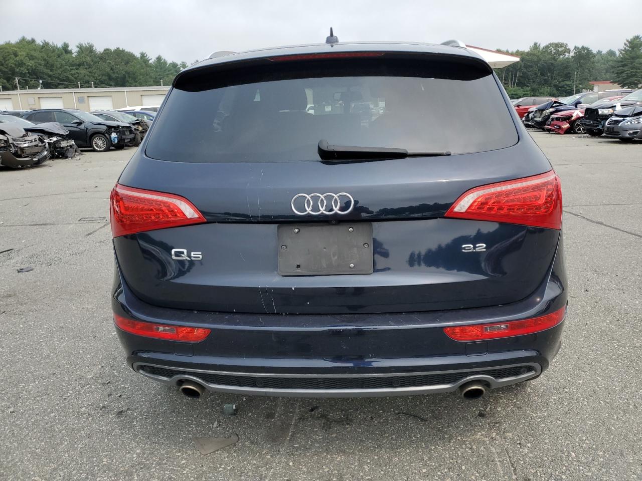 2011 Audi Q5 Premium Plus VIN: WA1DKAFP0BA071647 Lot: 67788304