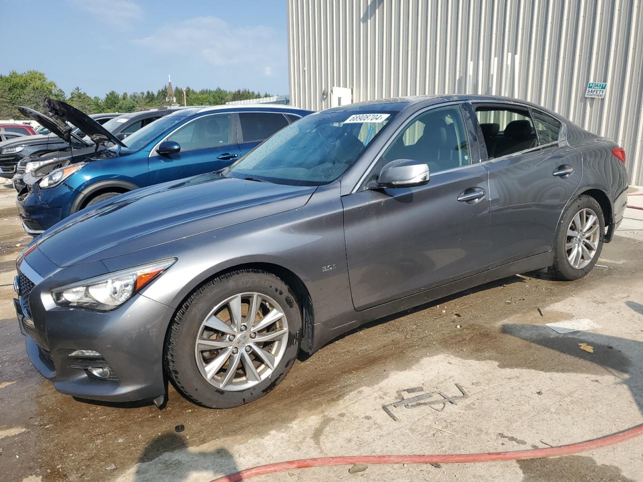 JN1EV7AR2HM830421 2017 Infiniti Q50 Premium