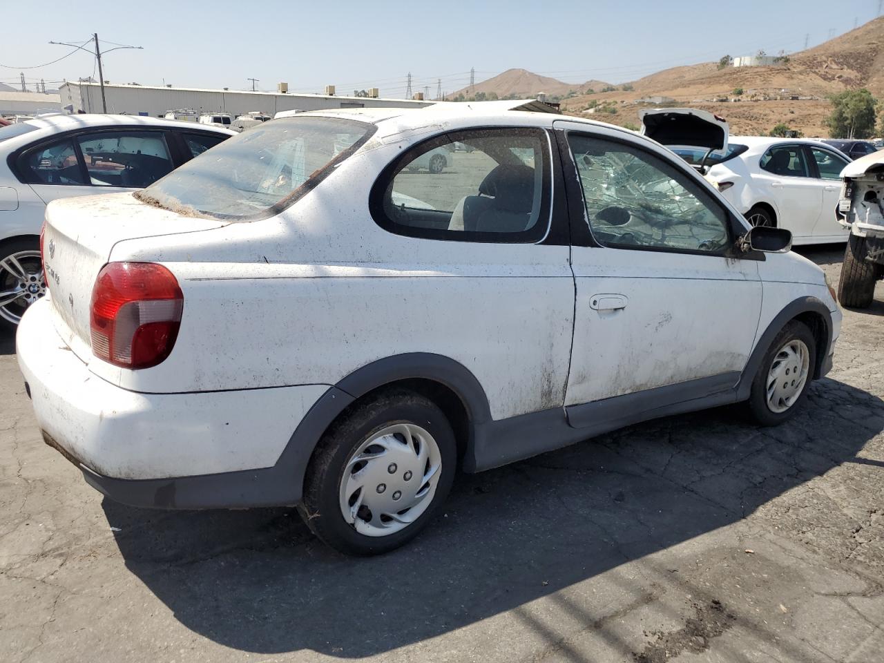 2000 Toyota Echo VIN: JTDAT1231Y0061961 Lot: 66814144