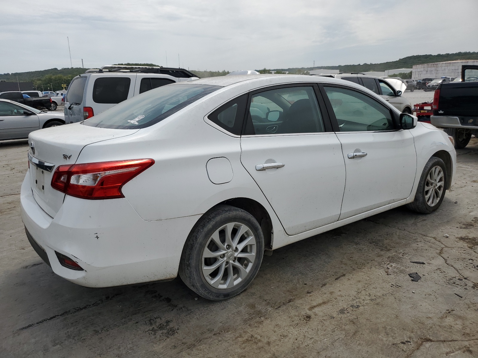 2018 Nissan Sentra S vin: 3N1AB7AP6JY249027