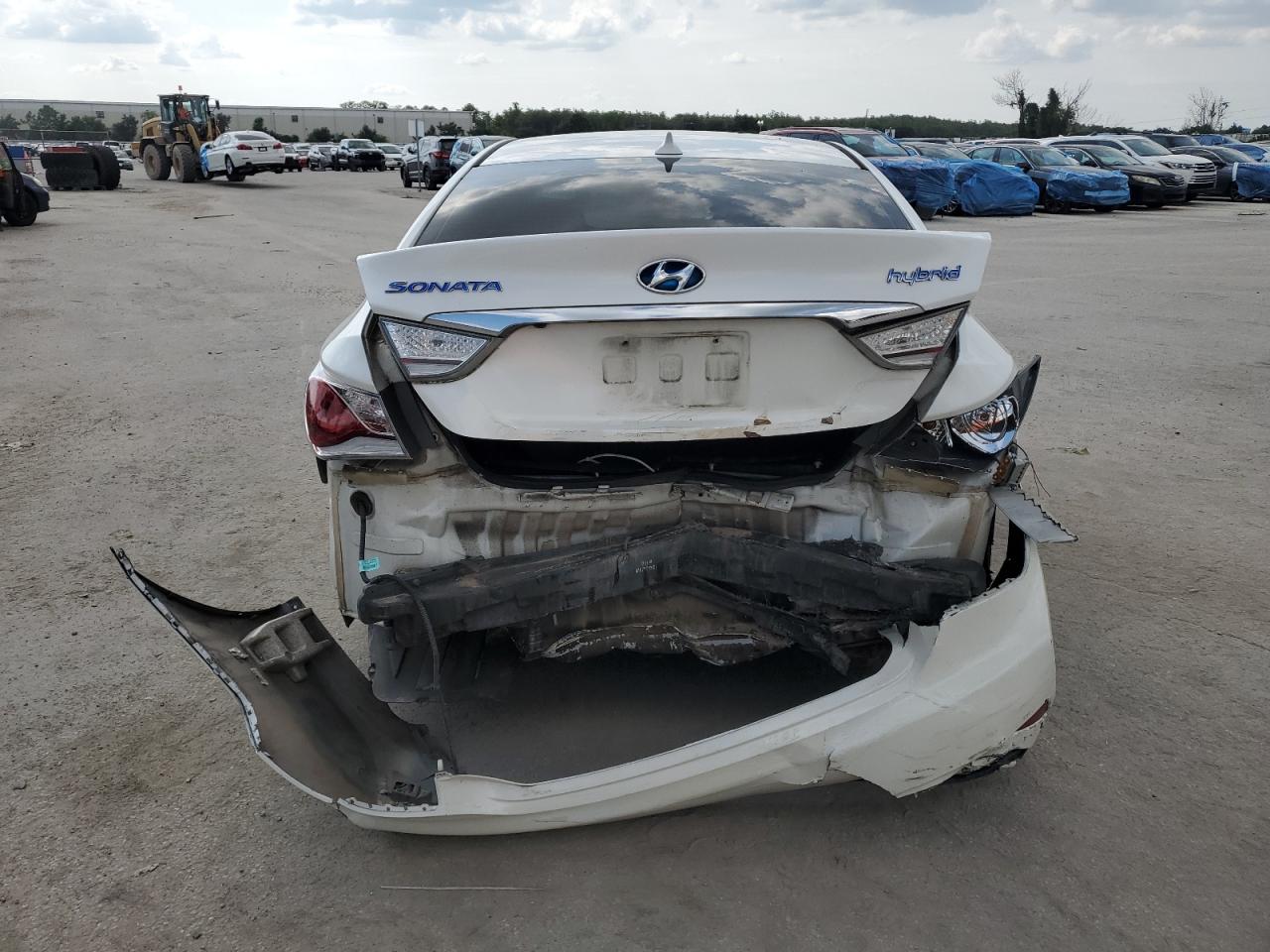 2013 Hyundai Sonata Hybrid VIN: KMHEC4A40DA073211 Lot: 68126334