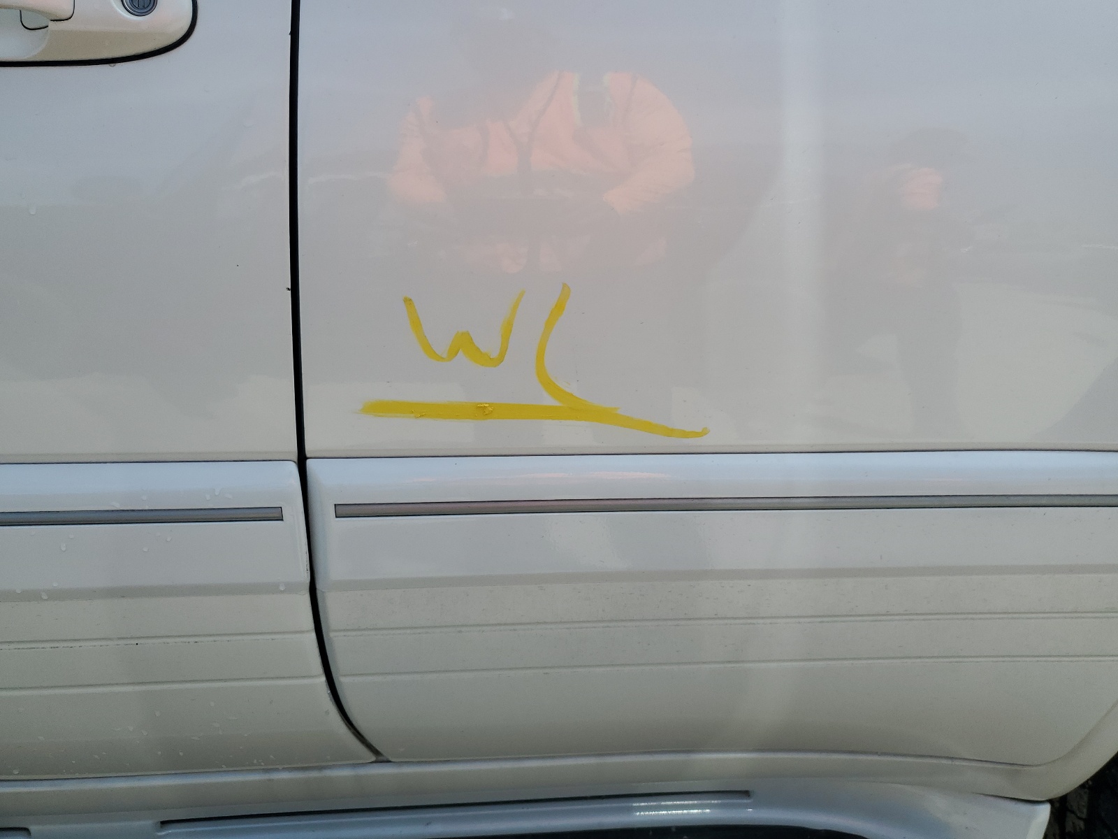 JTJHT00W653551714 2005 Lexus Lx 470