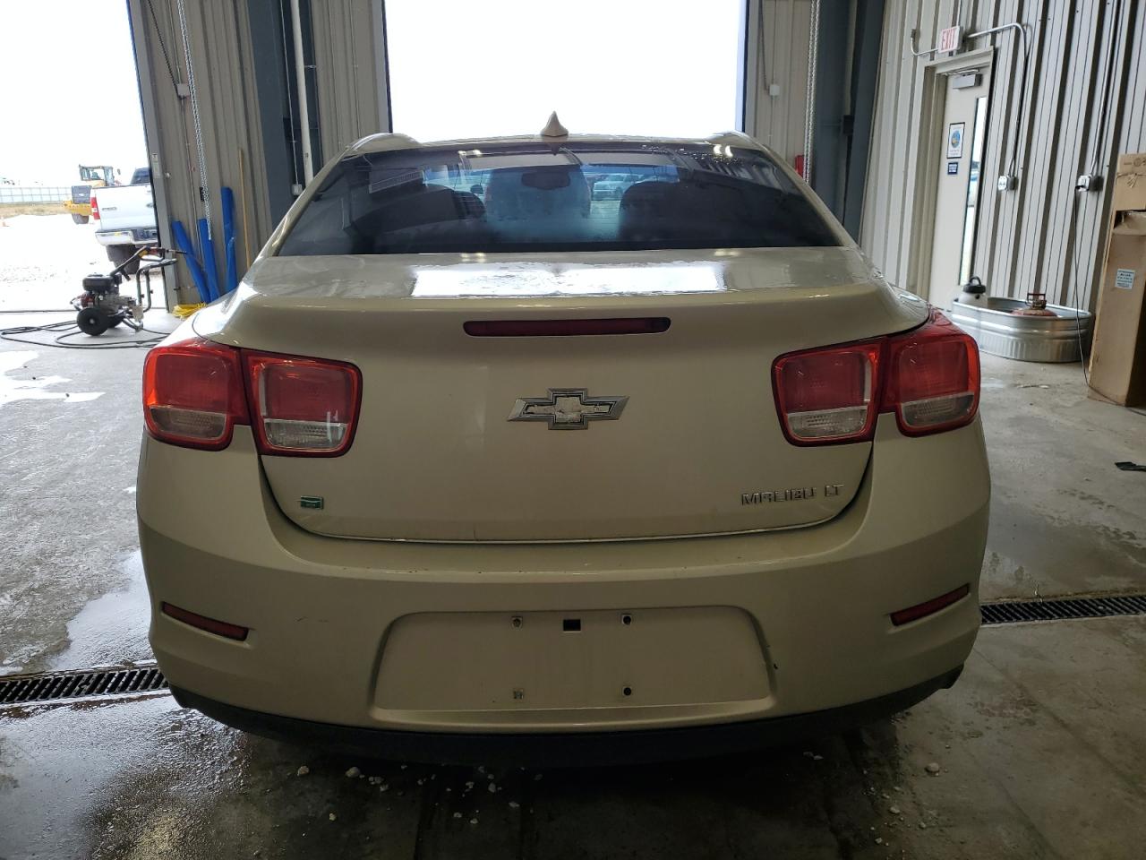 2016 Chevrolet Malibu - Image 6