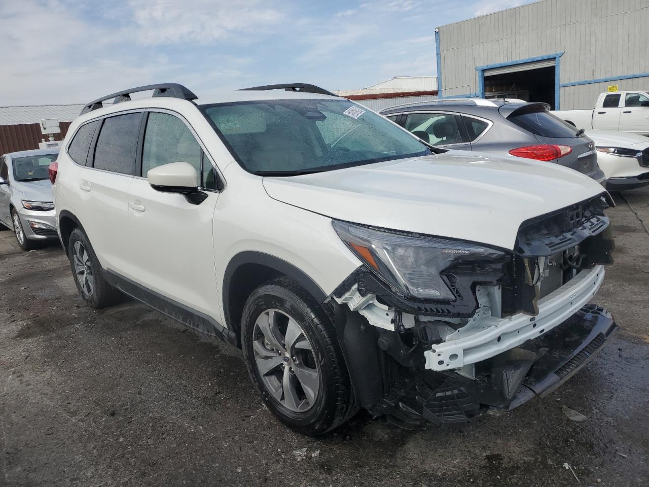 2024 Subaru Ascent Premium VIN: 4S4WMAED3R3431469 Lot: 65865394