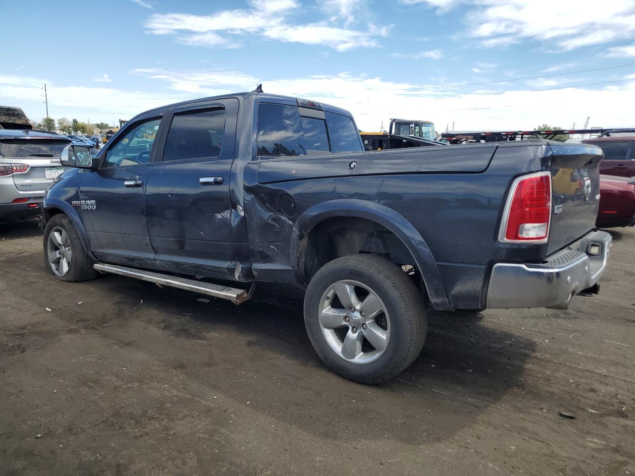 2015 RAM 1500 - Image 2