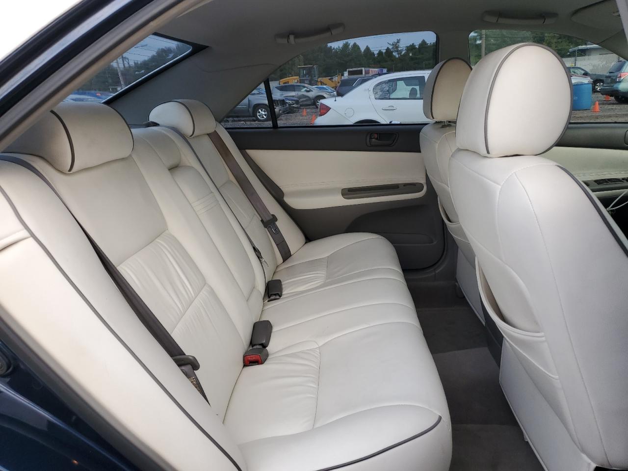 2004 Toyota Camry Le VIN: 4T1BE32K84U286930 Lot: 68334474