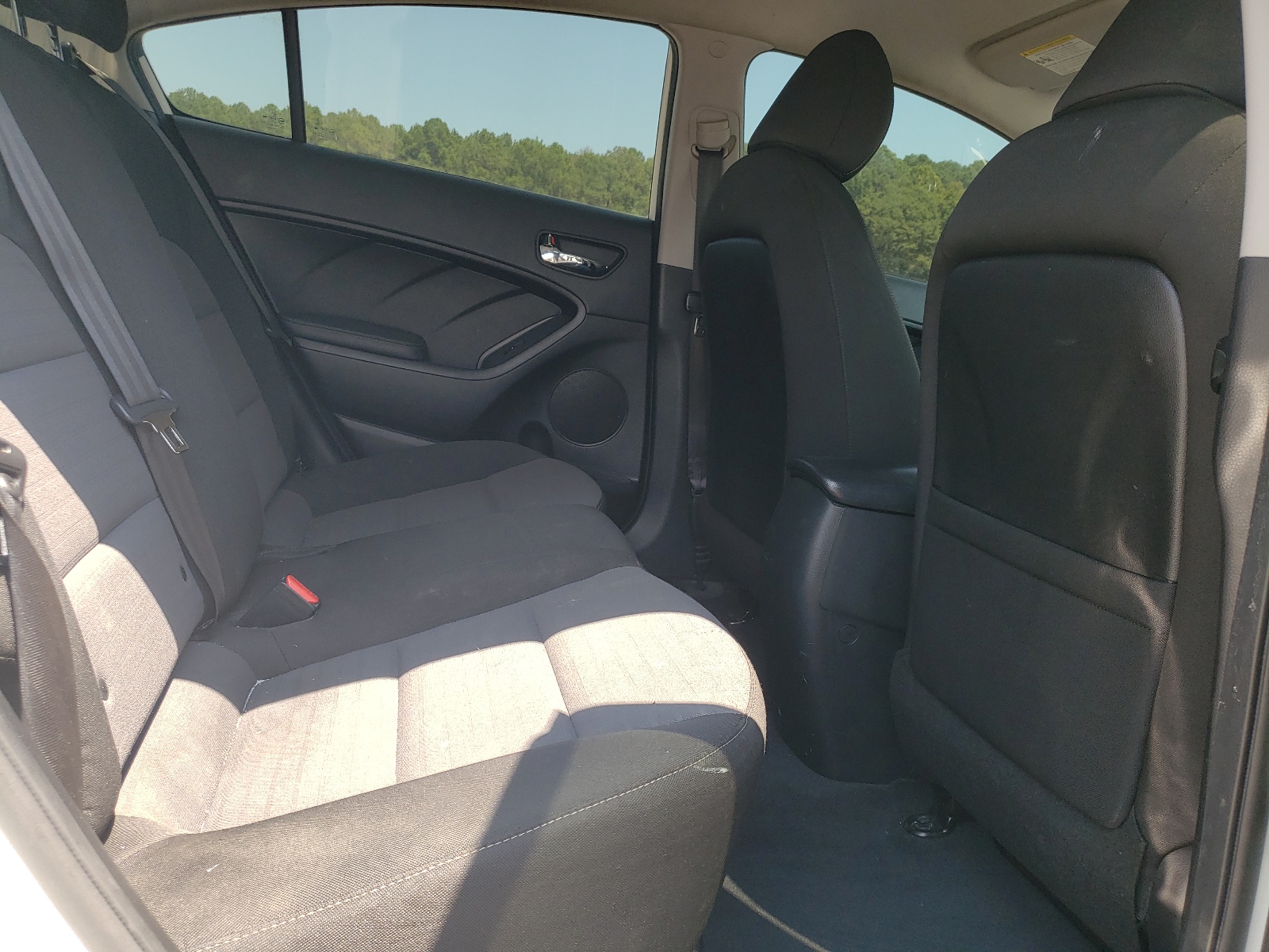 3KPFL4A79HE037510 2017 Kia Forte Lx