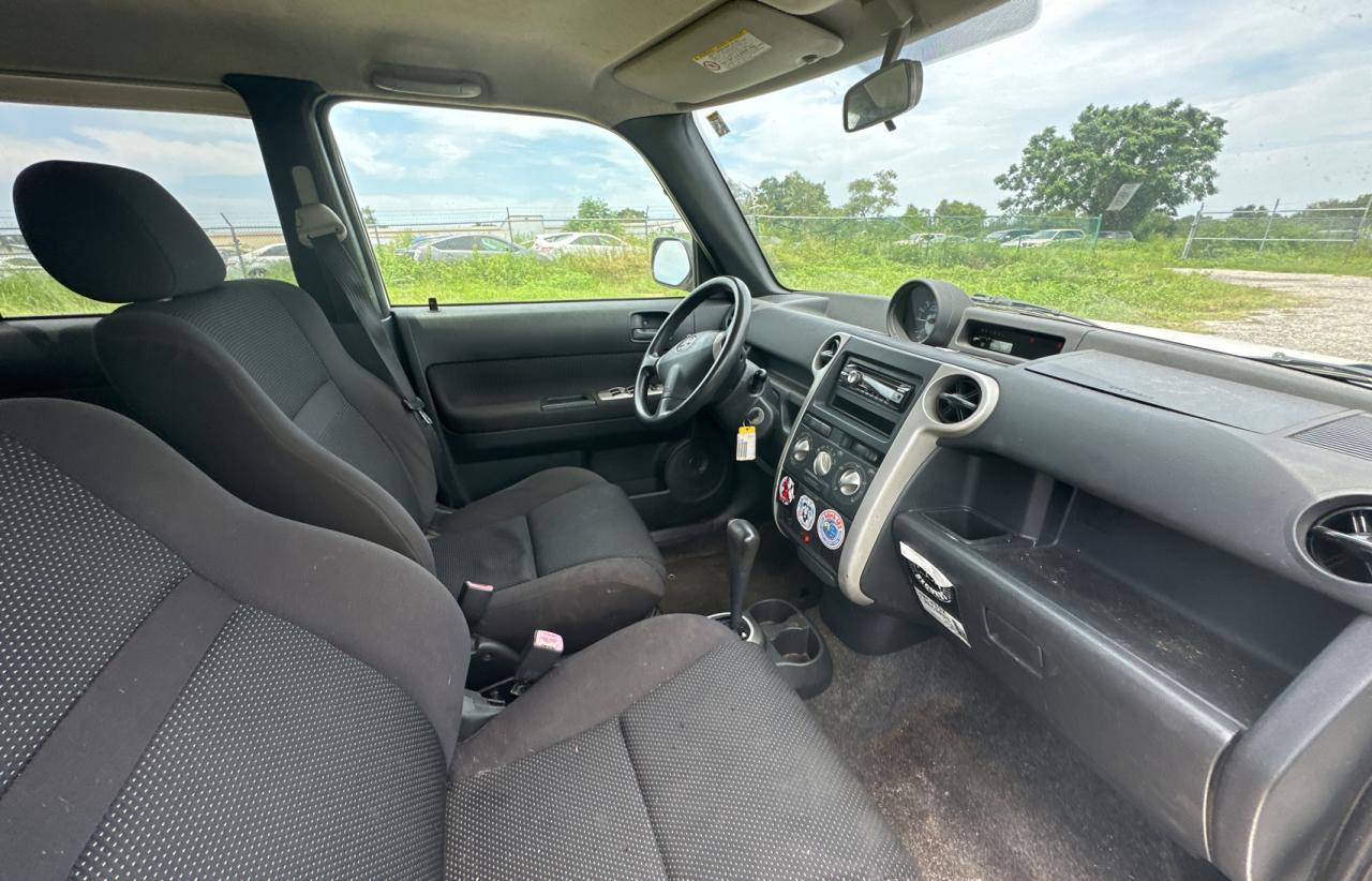 2005 Toyota Scion Xb VIN: JTLKT324654008559 Lot: 66743894