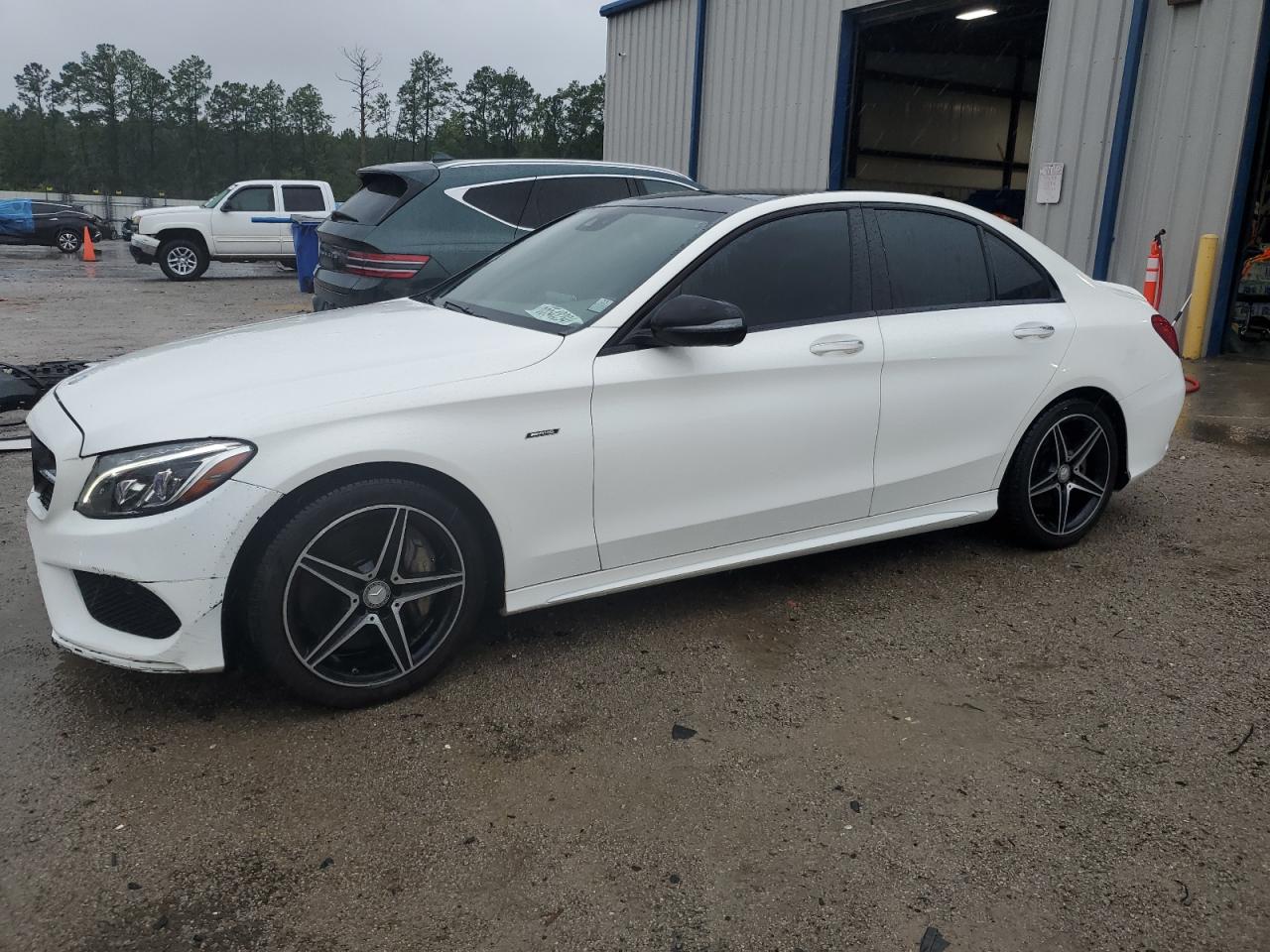 2016 MERCEDES-BENZ C-CLASS