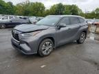 2021 Toyota Highlander Hybrid Xle zu verkaufen in Marlboro, NY - Rear End