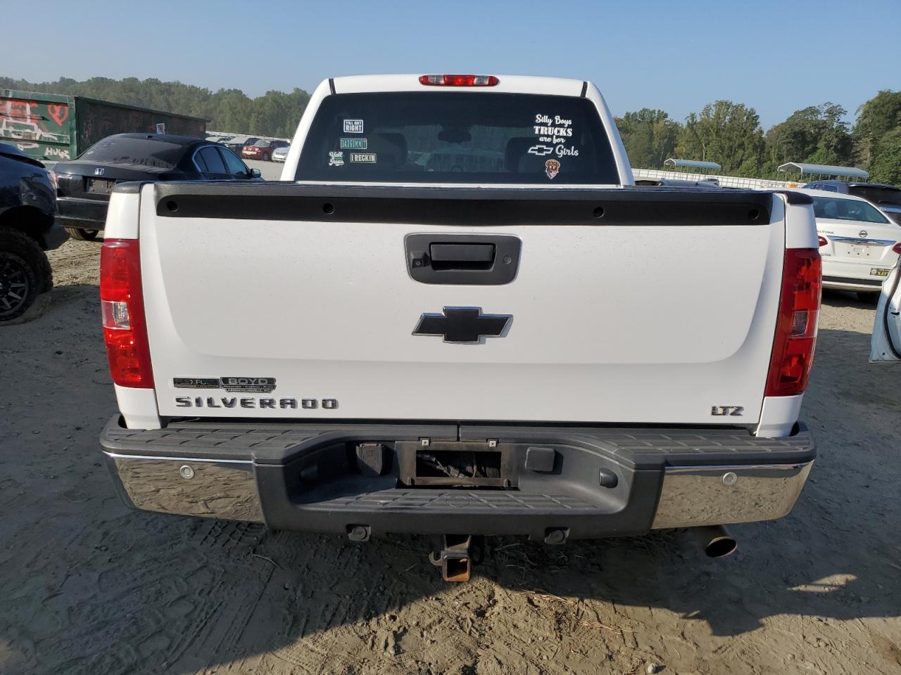 3GCPKTE21BG186182 2011 Chevrolet Silverado K1500 Ltz