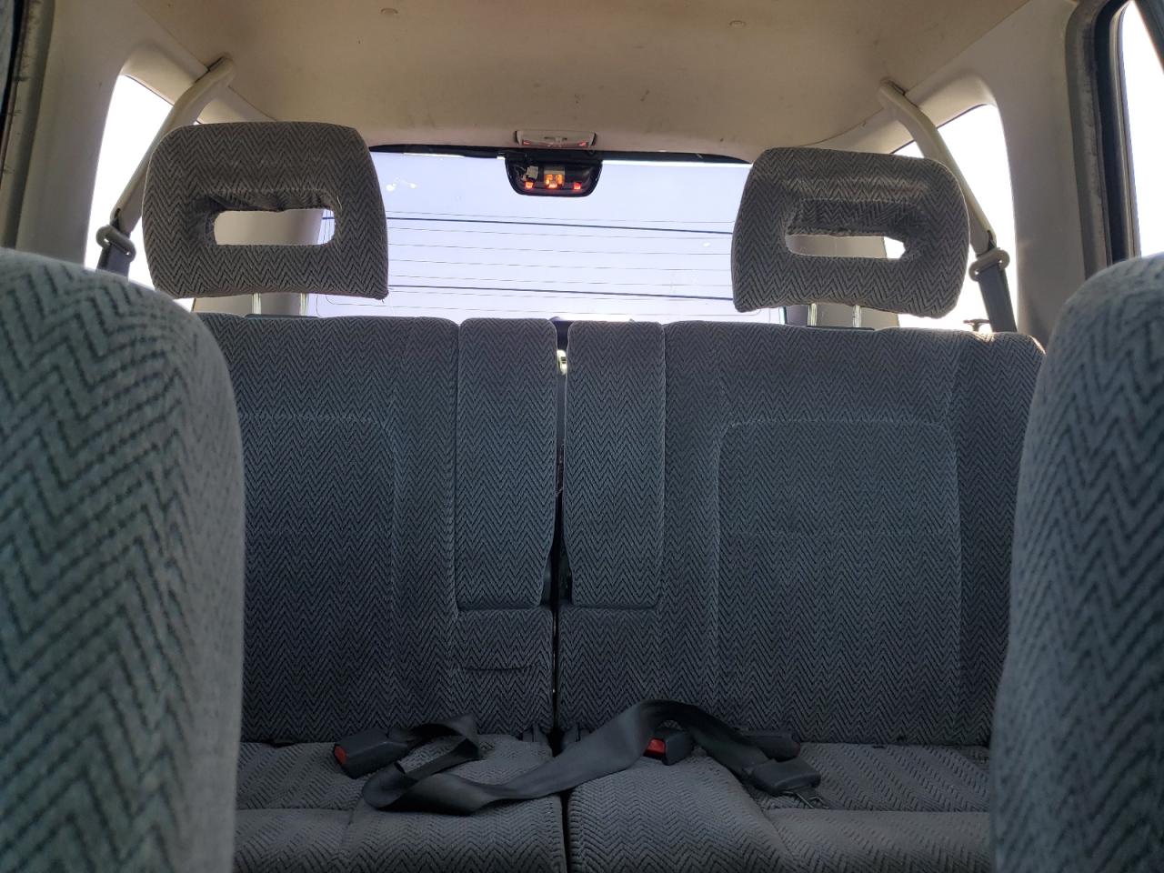 1997 Honda Cr-V Lx VIN: JHLRD185XVC050866 Lot: 69137084