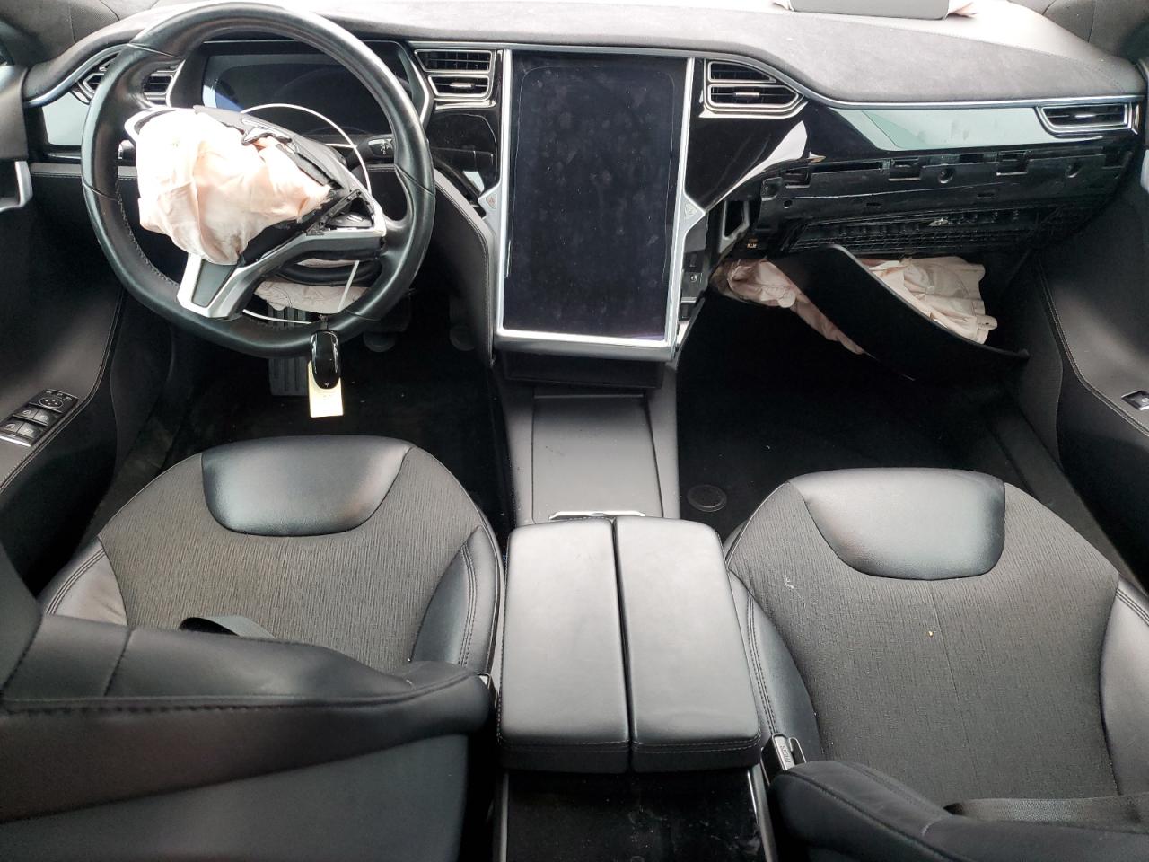 5YJSA1E29GF138976 2016 Tesla Model S