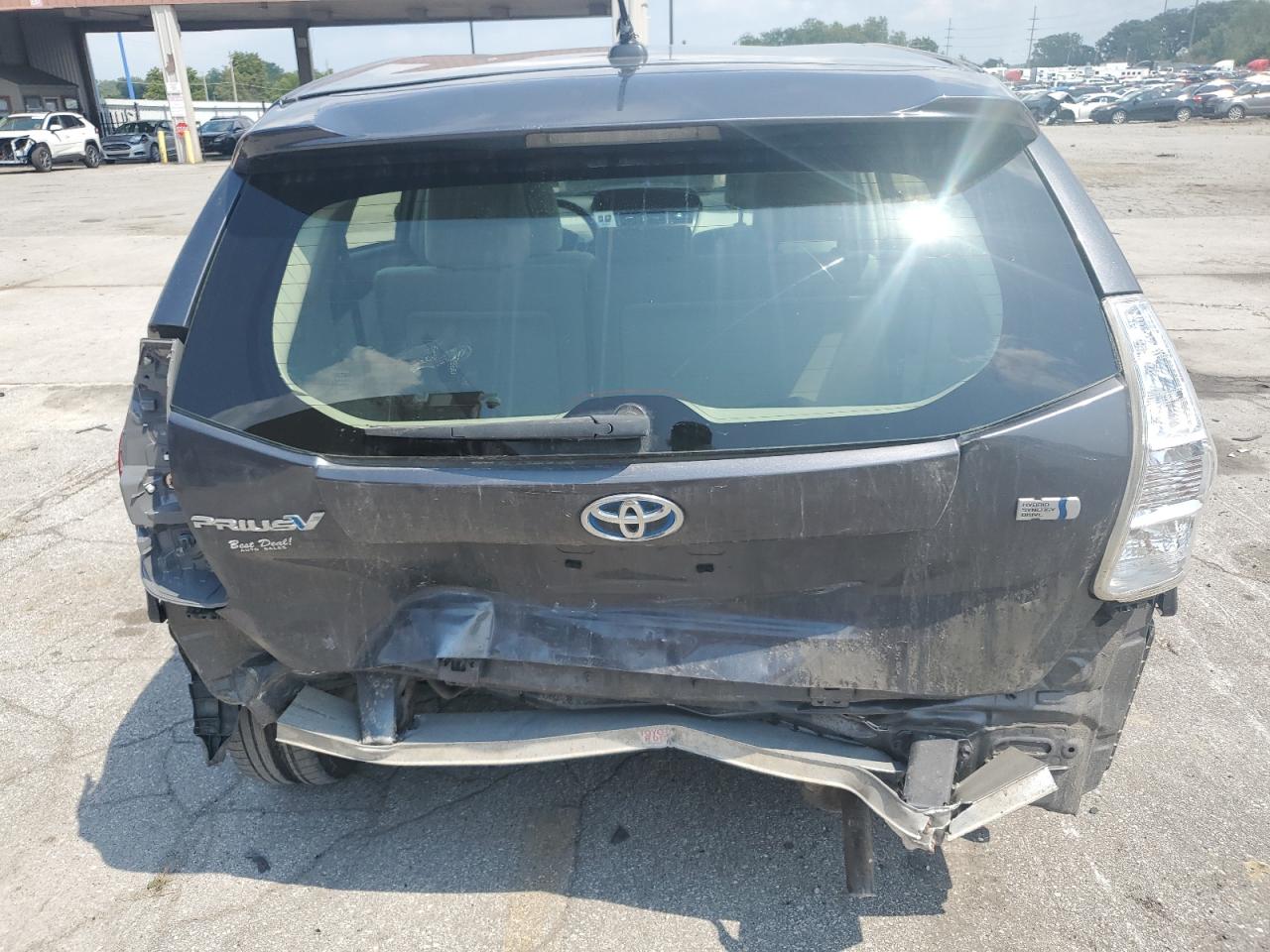 JTDZN3EU1C3185748 2012 Toyota Prius V
