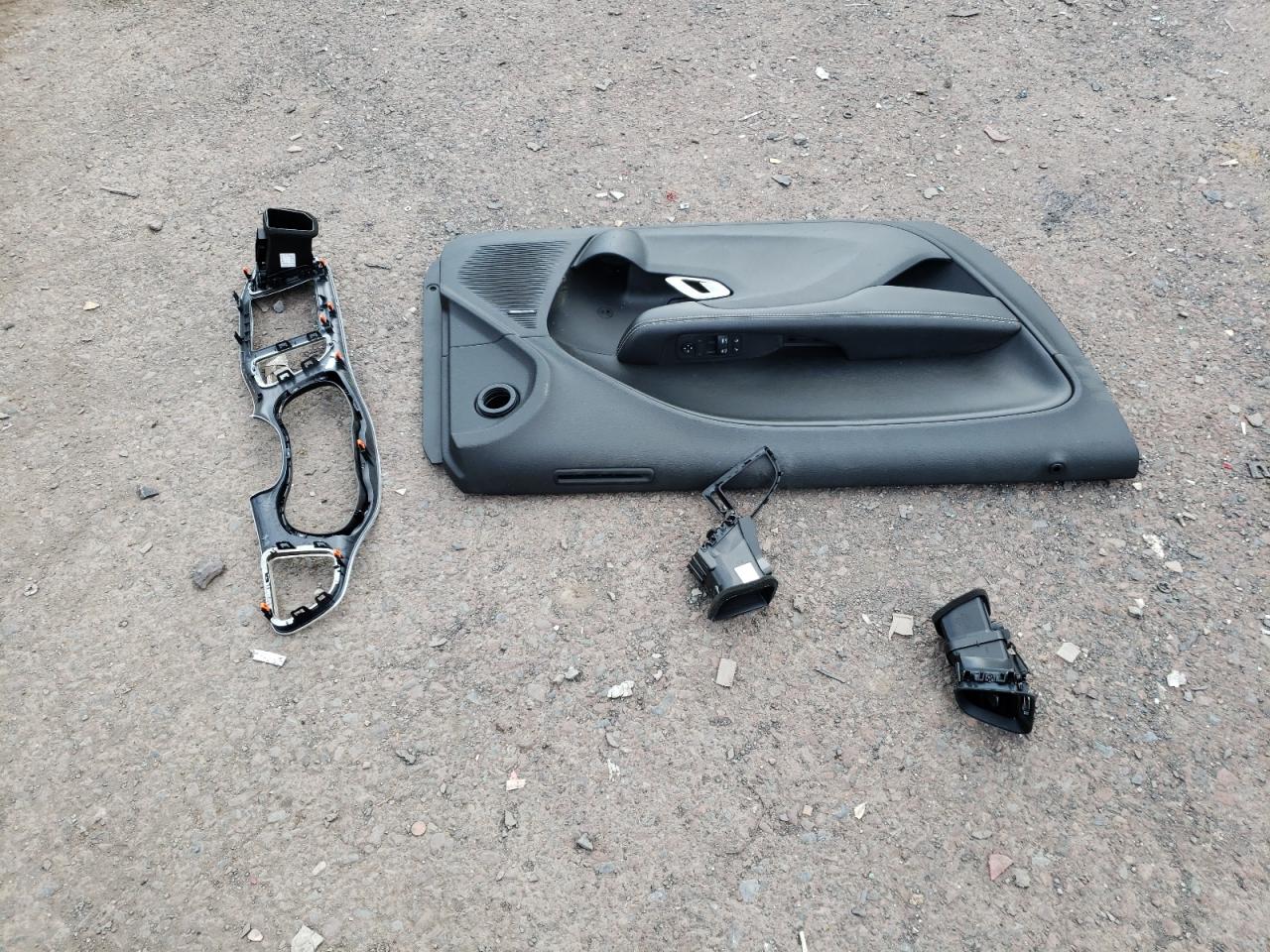 2018 Dodge Challenger Srt Hellcat VIN: 2C3CDZC9XJH327572 Lot: 66310954