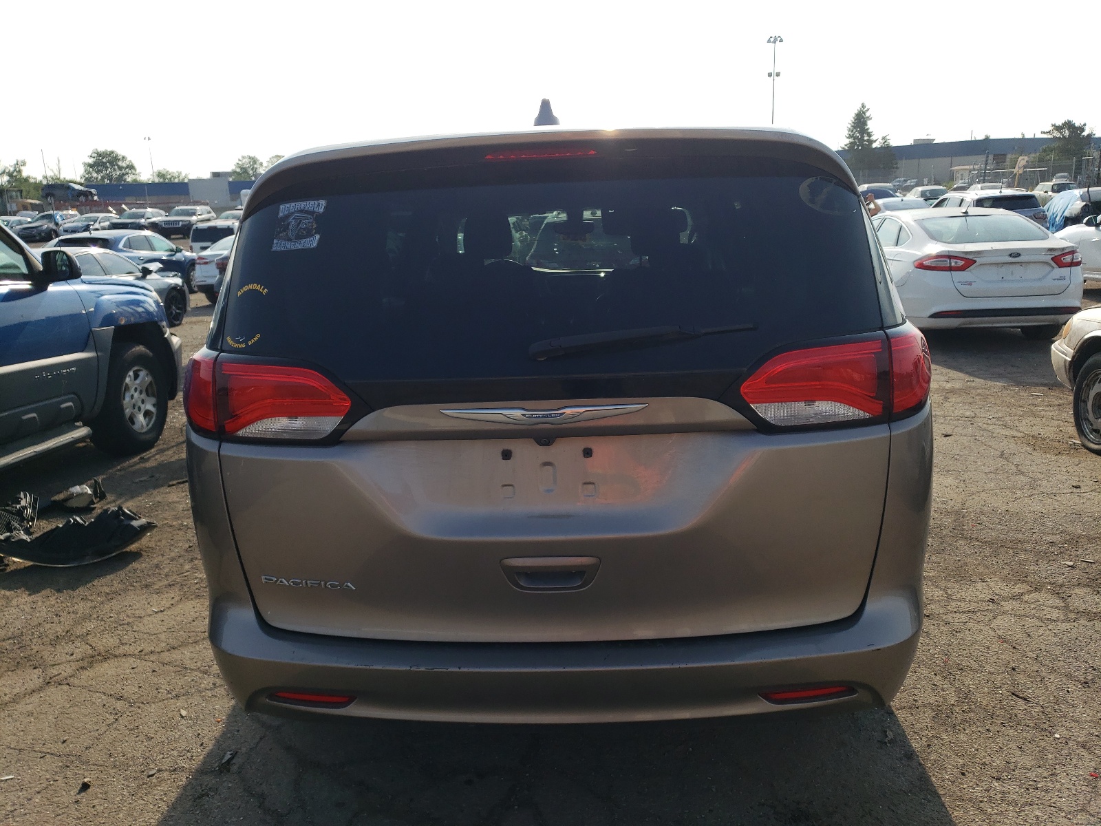 2C4RC1DG5HR654540 2017 Chrysler Pacifica Touring