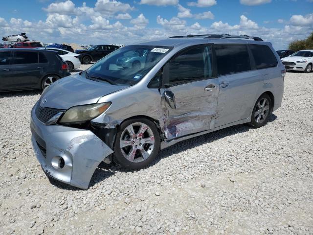 2011 Toyota Sienna Sport