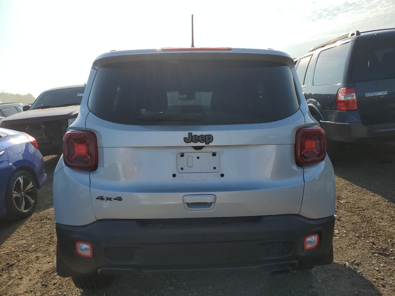 ZACNJBB18LPL20957 2020 Jeep Renegade Latitude