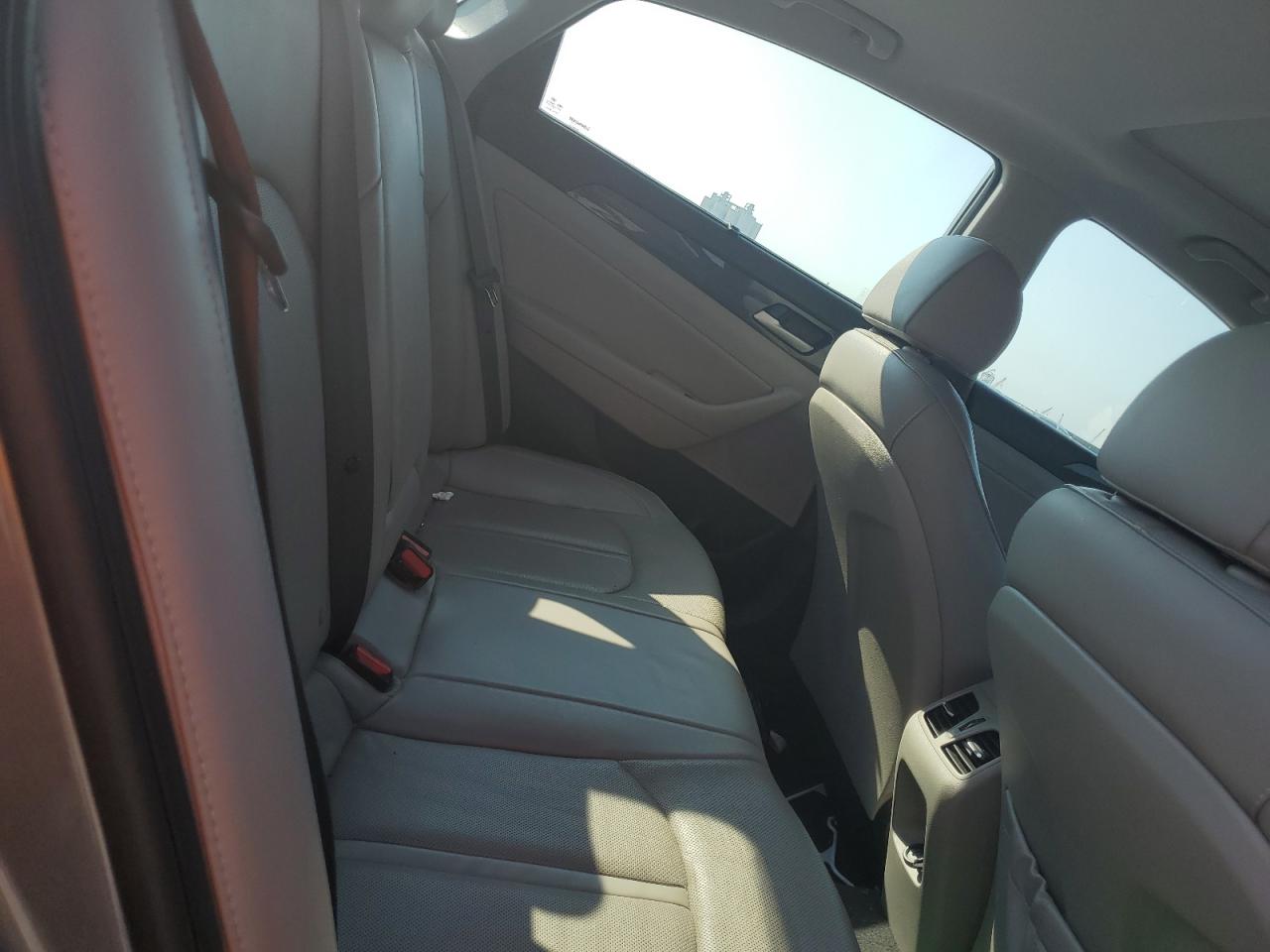 2018 Hyundai Sonata Sport VIN: 5NPE34AF0JH611738 Lot: 66762194