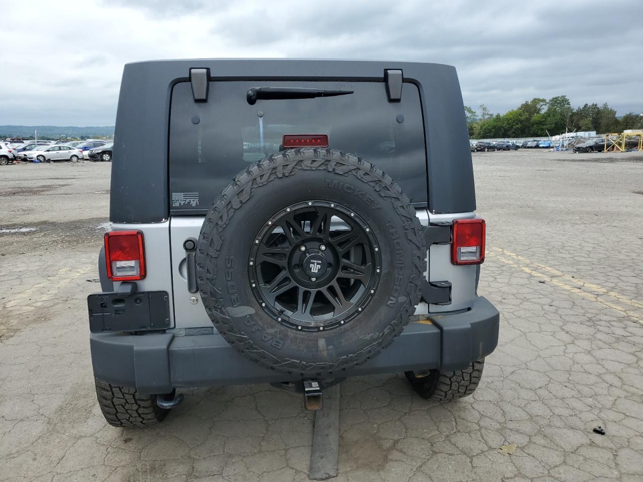 2015 Jeep Wrangler Unlimited Sport VIN: 1C4BJWDG7FL613286 Lot: 69980954