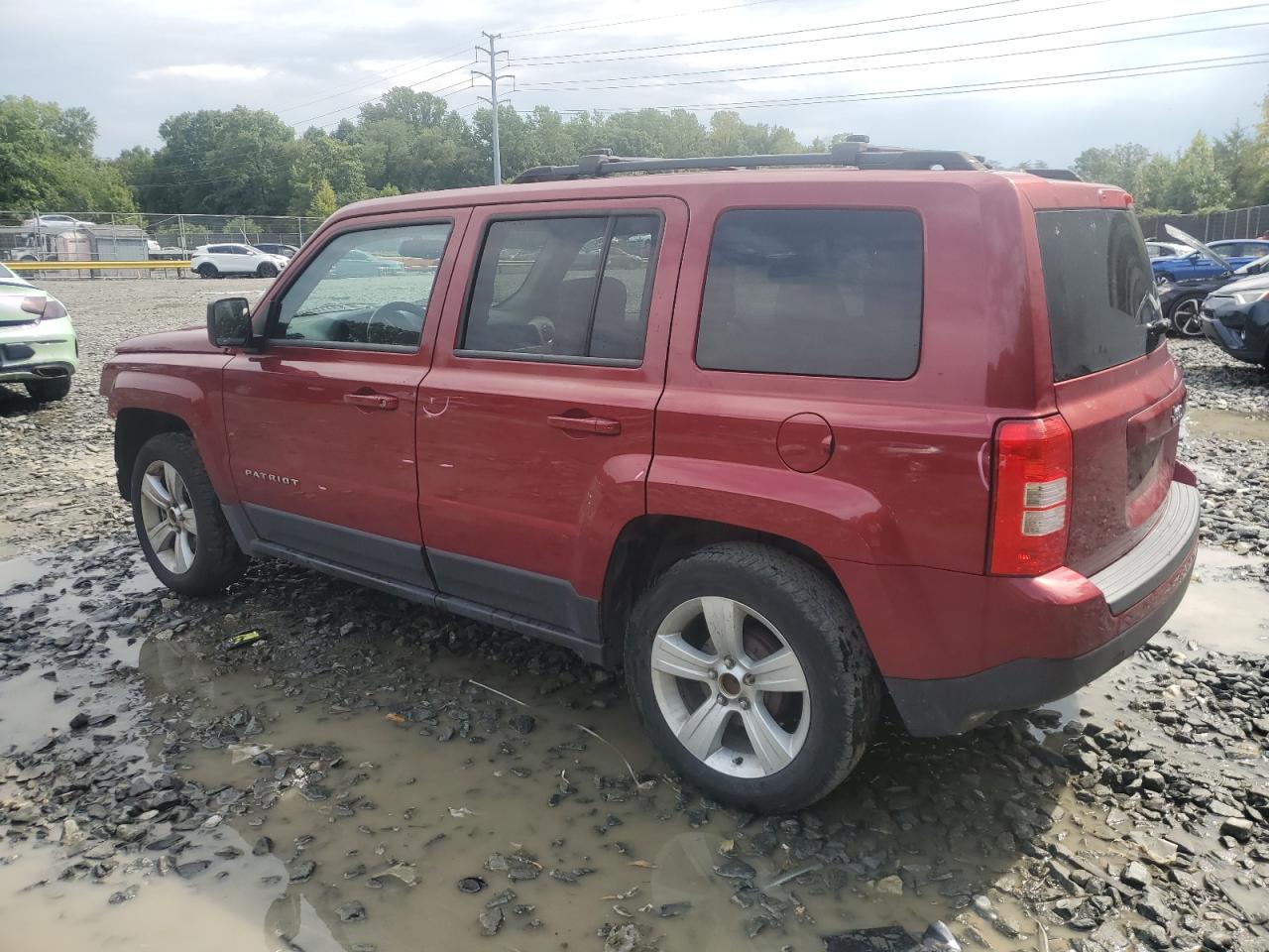 VIN 1C4NJPFA6ED577255 2014 JEEP PATRIOT no.2