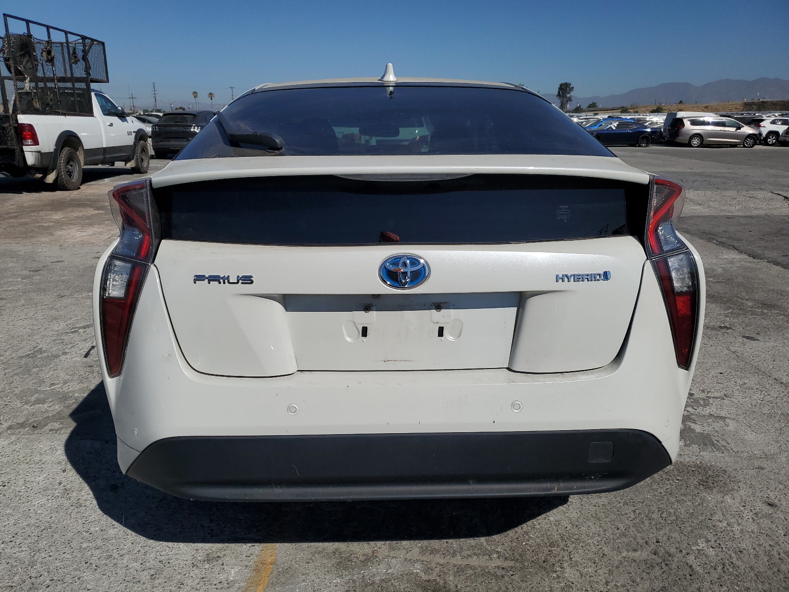 JTDKARFU6G3506185 2016 Toyota Prius