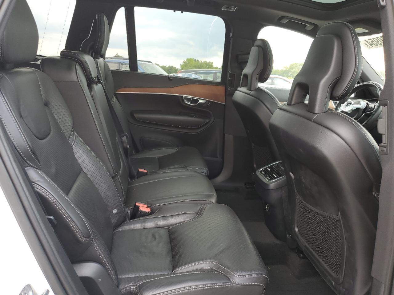 2017 Volvo Xc90 T6 VIN: YV4A22PL6H1112007 Lot: 67160954