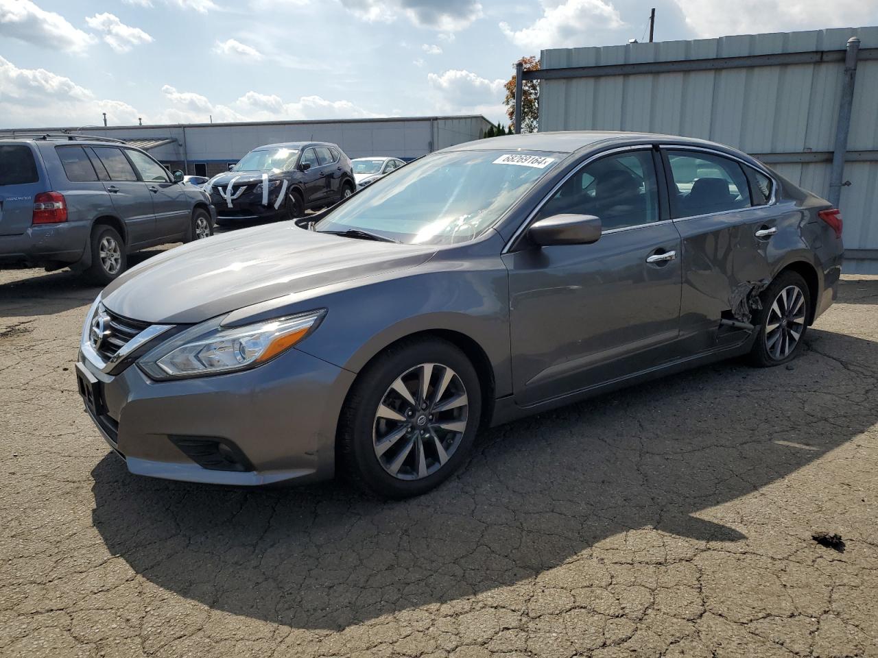 1N4AL3AP4HC247773 2017 NISSAN ALTIMA - Image 1