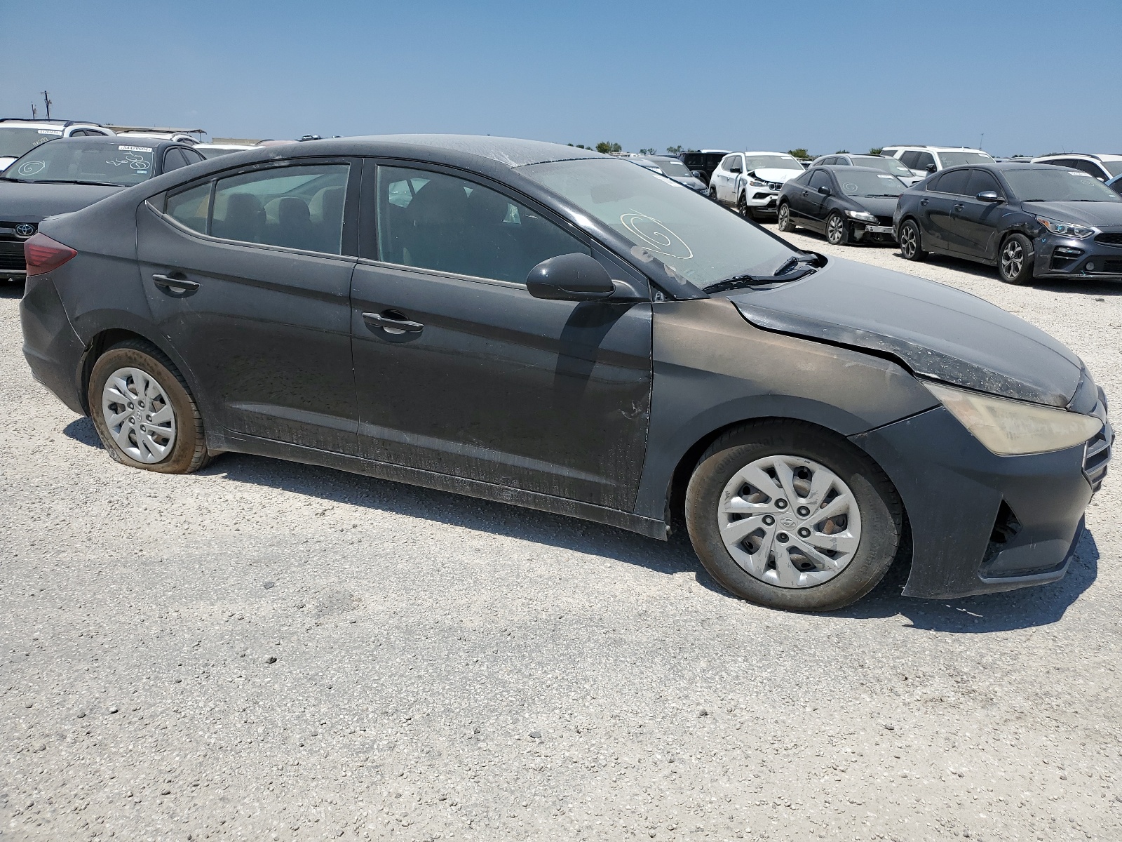 KMHD74LFXKU786871 2019 Hyundai Elantra Se