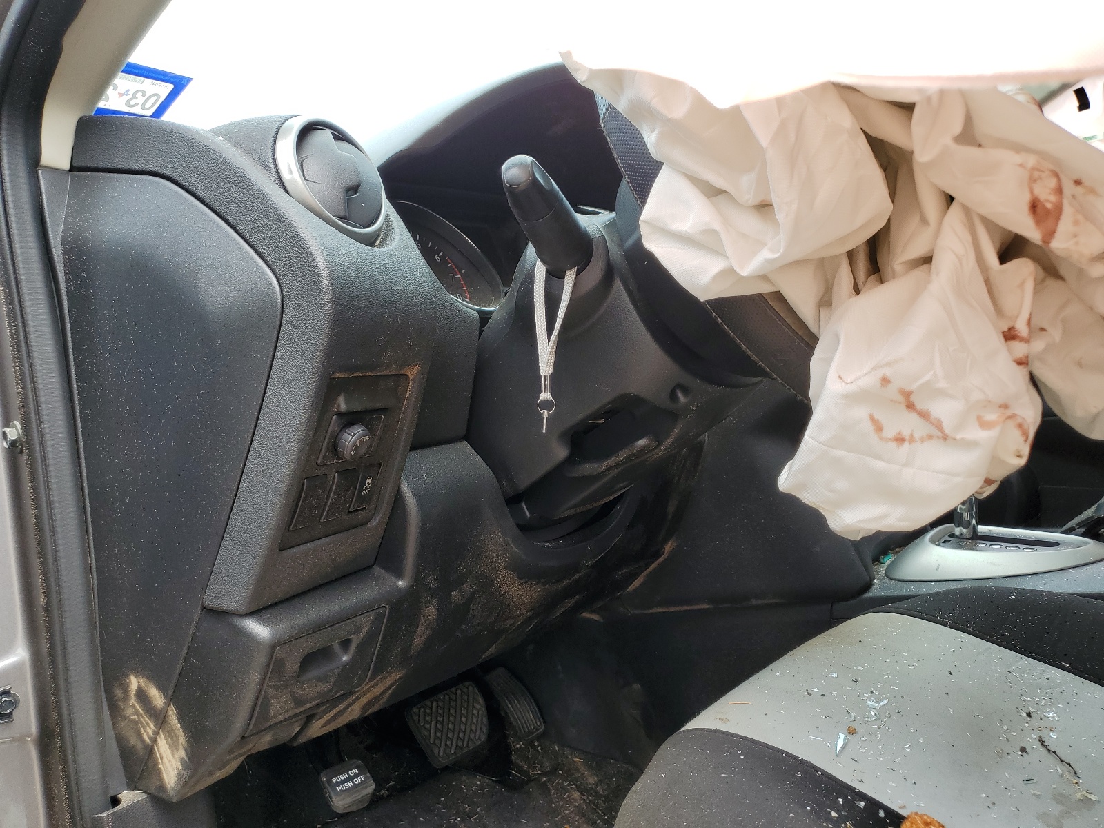 JN8AS5MT8BW562619 2011 Nissan Rogue S