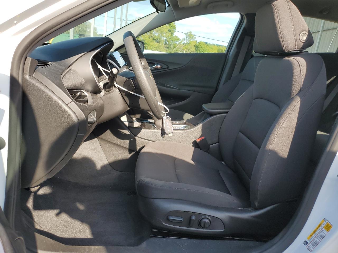 2022 Chevrolet Malibu - Image 7