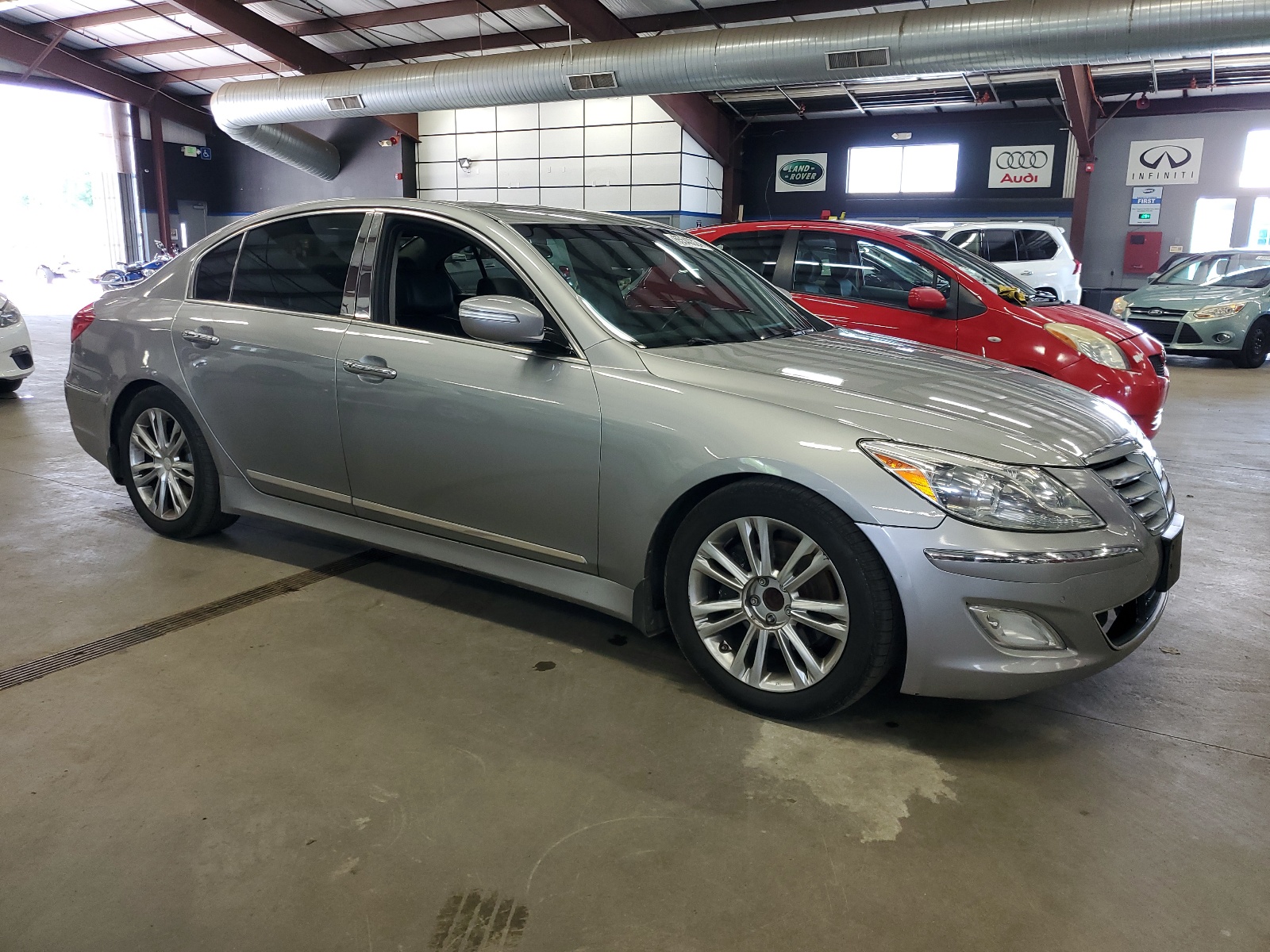 2013 Hyundai Genesis 3.8L vin: KMHGC4DD2DU232457