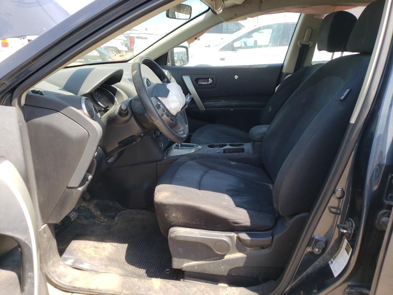 2015 Nissan Rogue - Image 7