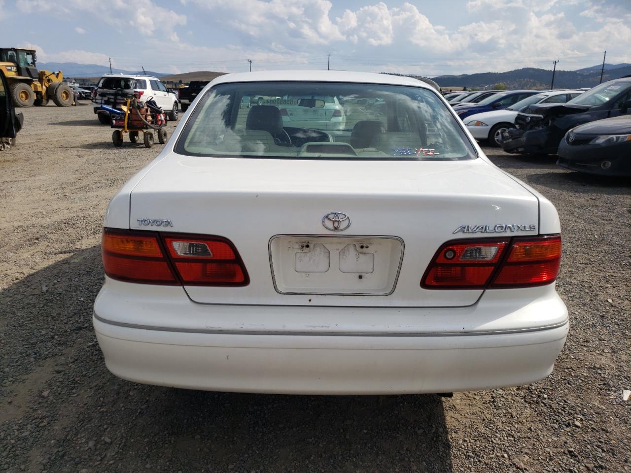 1999 Toyota Avalon Xl VIN: 4T1BF18B4XU292334 Lot: 65852904