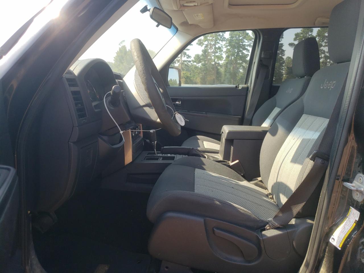 2009 Jeep Liberty (North America) - Image 7