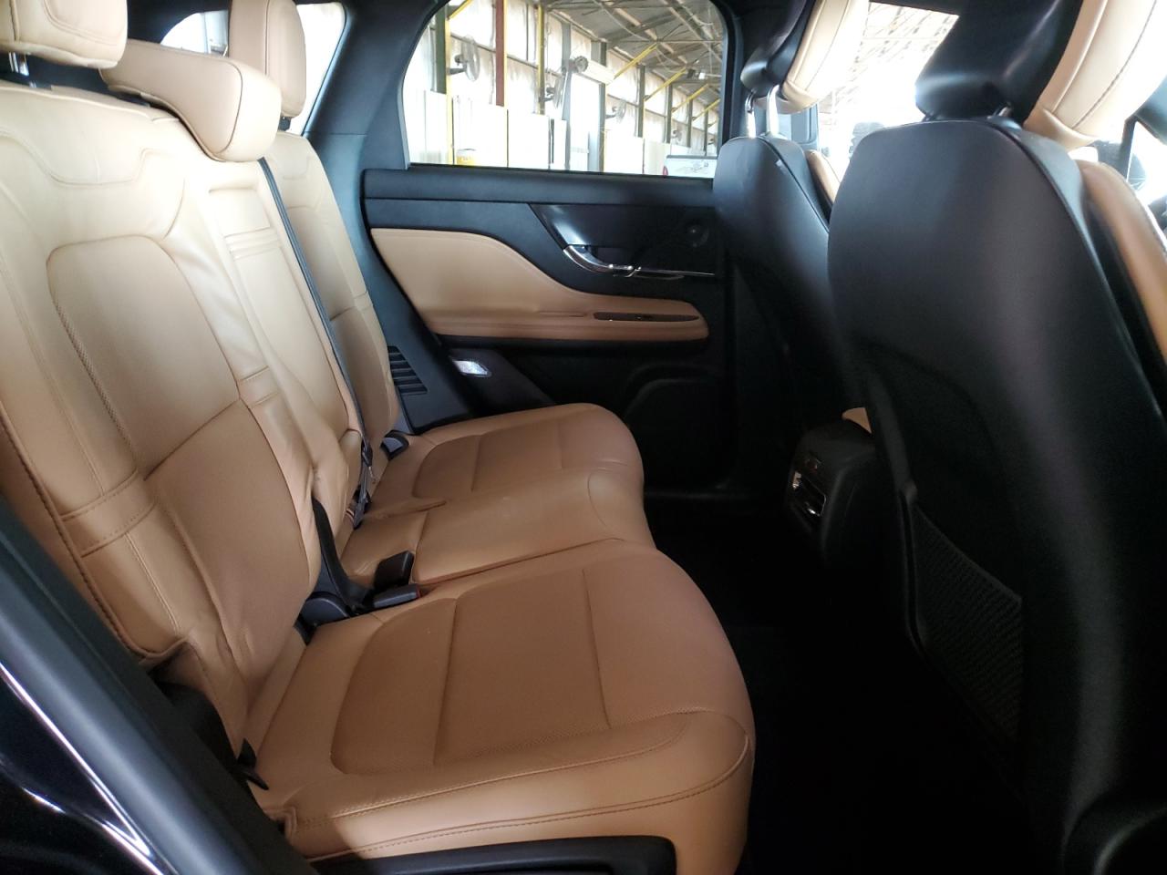 2020 Lincoln Corsair - Image 10