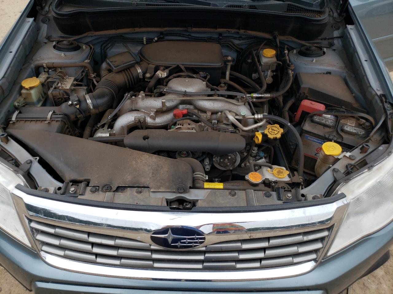 2010 Subaru Forester 2.5X Limited VIN: JF2SH6DC0AH805803 Lot: 67588704