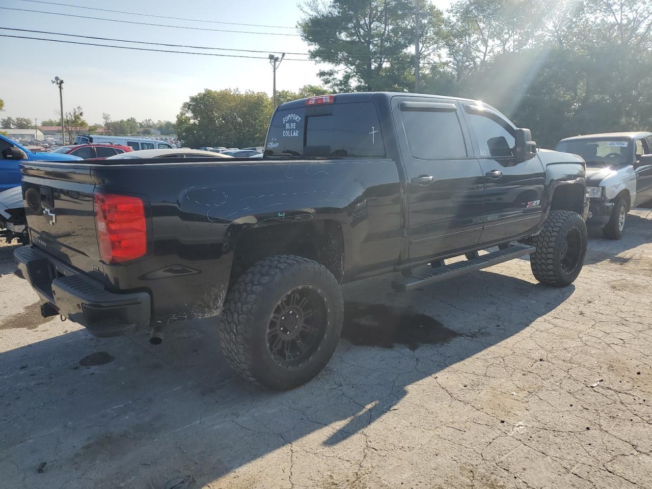 2015 Chevrolet Silverado - Image 3