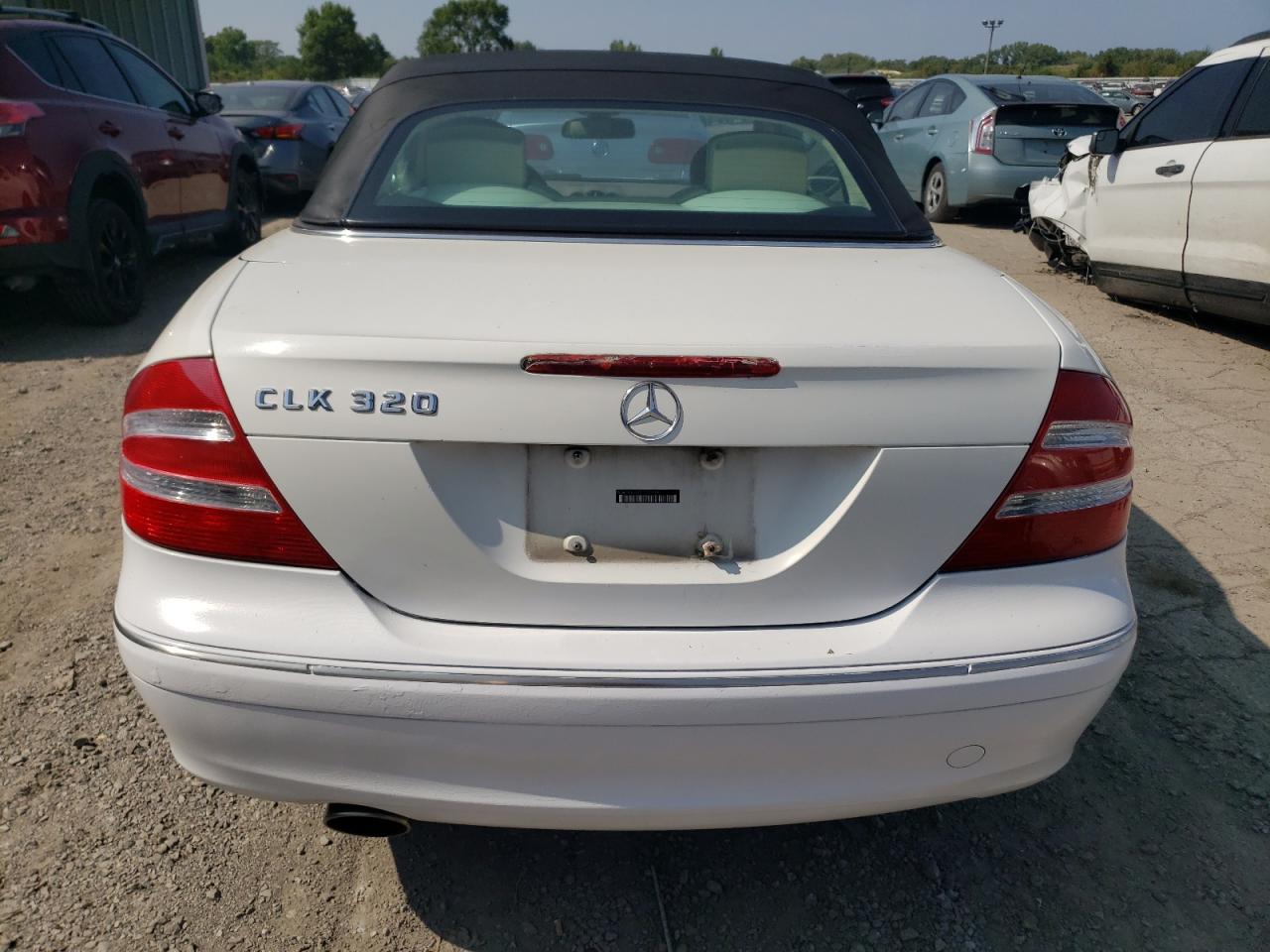 WDBTK65G95T055518 2005 Mercedes-Benz Clk 320