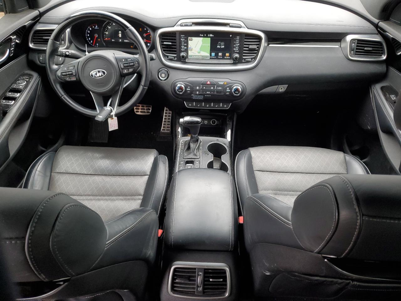 2017 Kia Sorento - Image 8