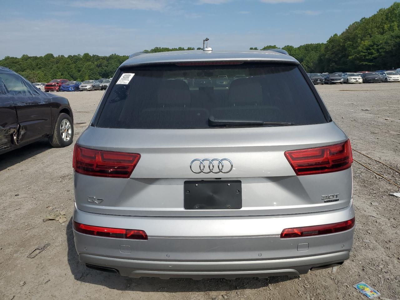 WA1LAAF79HD025689 2017 Audi Q7 Premium Plus