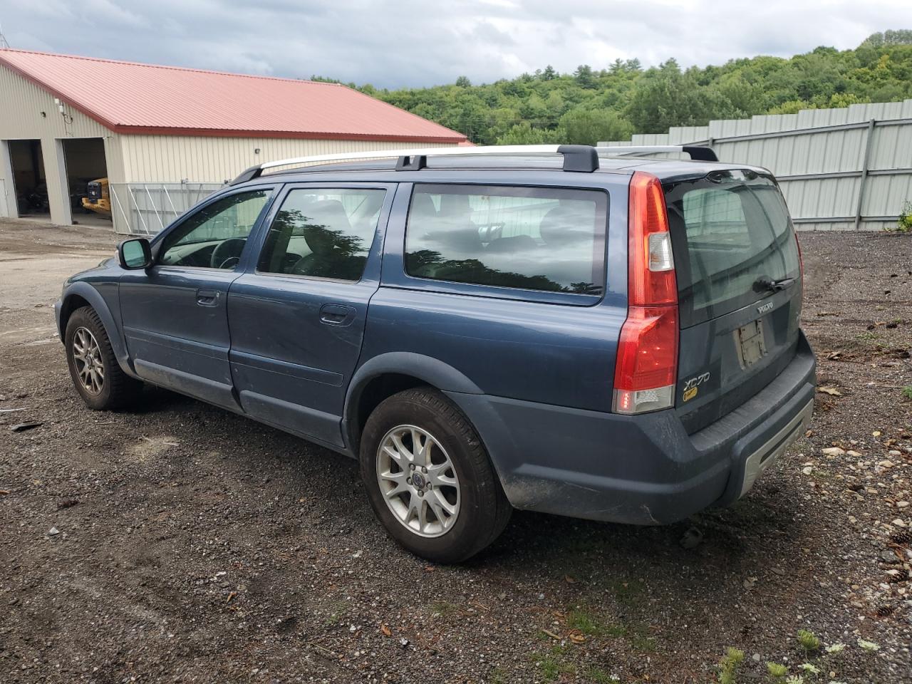 2007 Volvo XC70 - Image 2