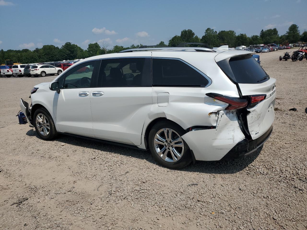 5TDESKFC7PS079817 Toyota Sienna LIM 2