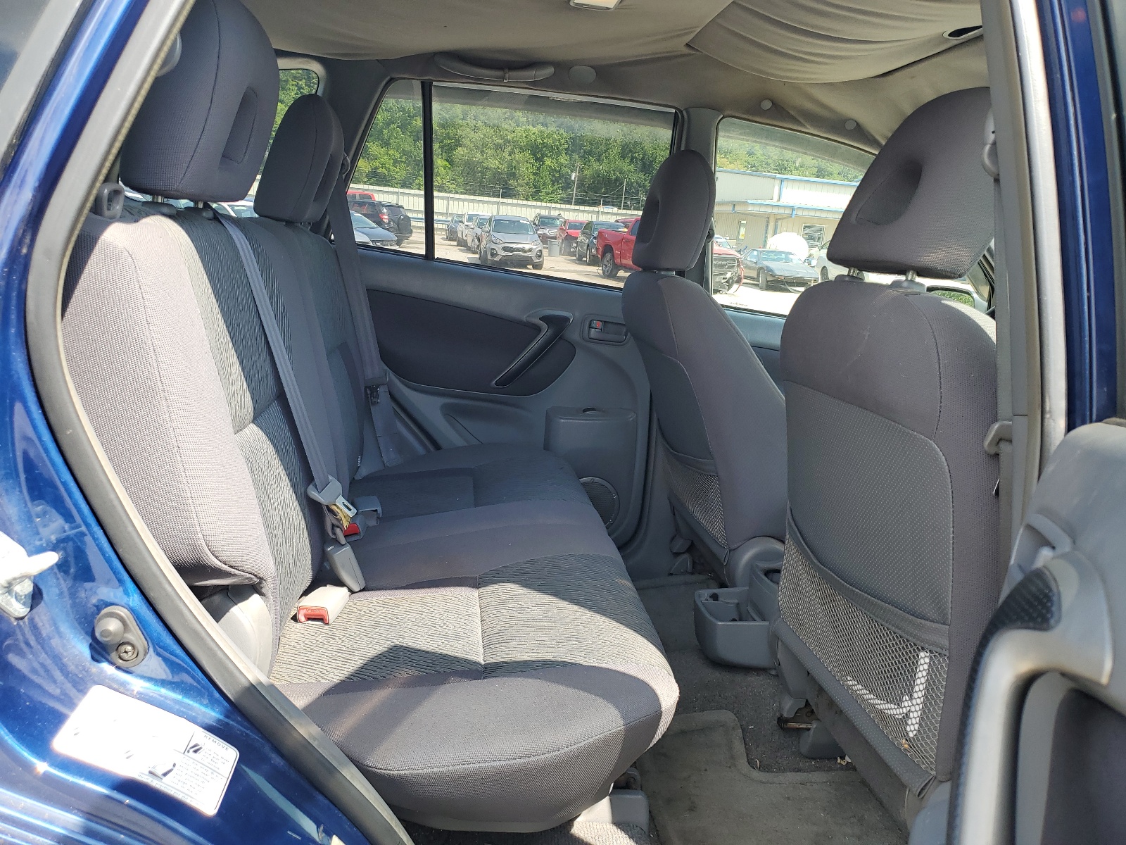 JTEHH20VX30198055 2003 Toyota Rav4