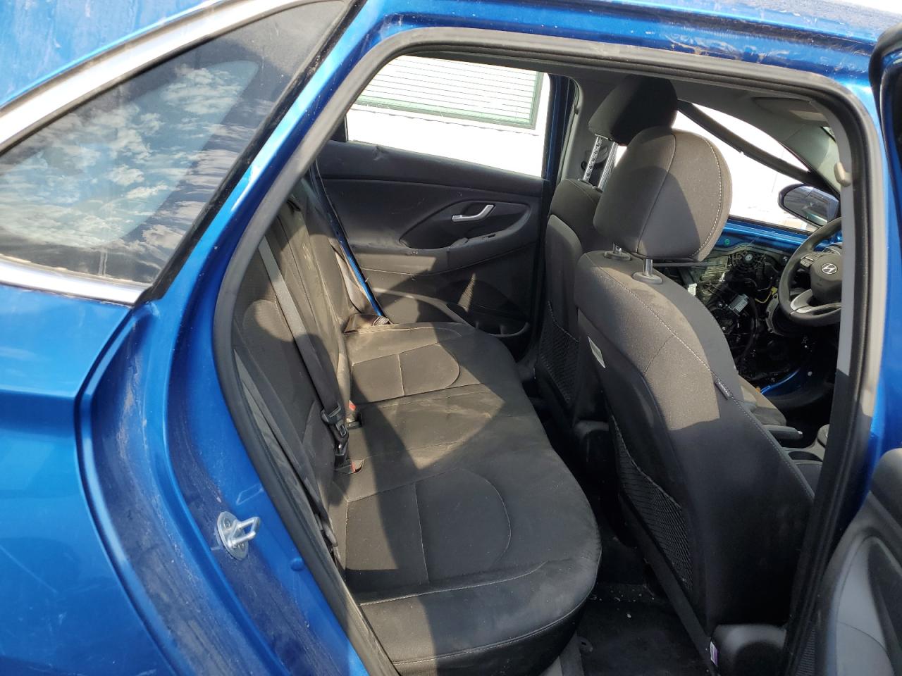 2018 Hyundai Elantra Gt VIN: KMHH35LE2JU023719 Lot: 61949874