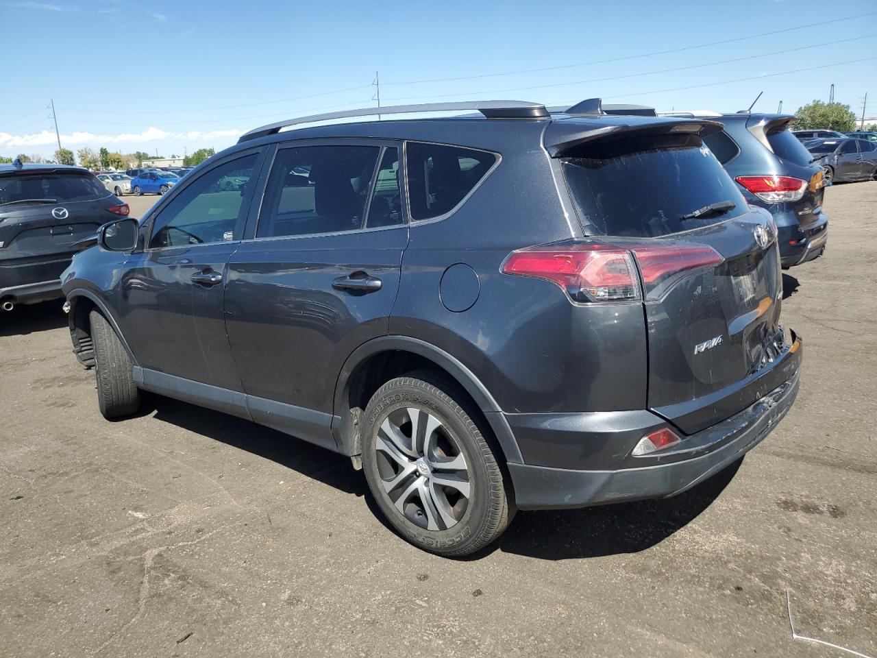 JTMZFREV2JD121802 2018 TOYOTA RAV 4 - Image 2